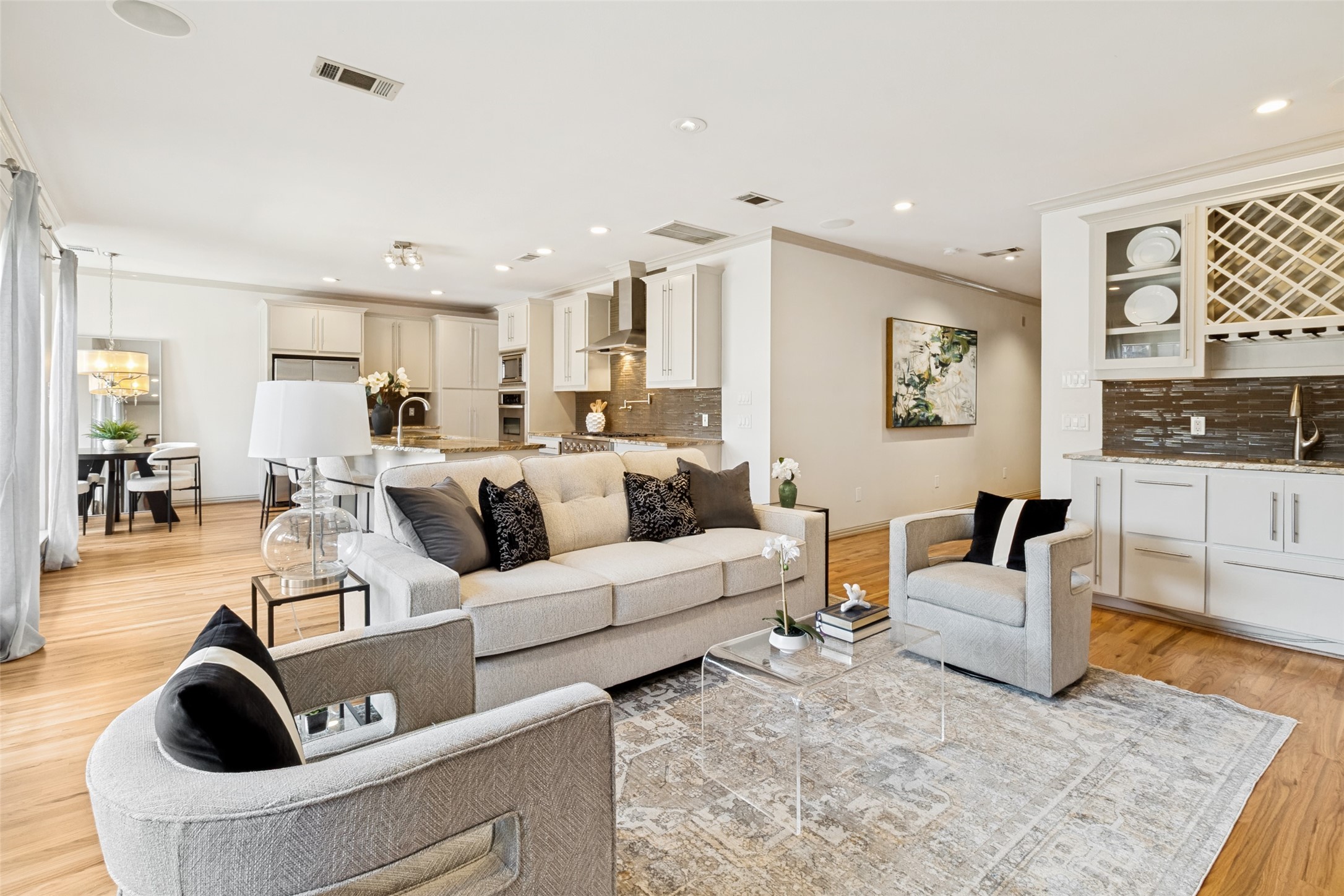 3719 Douglas Avenue Dallas TX 75219