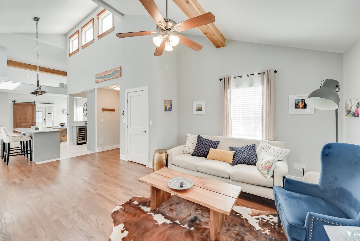 2731 W 12th Street Dallas TX 75211