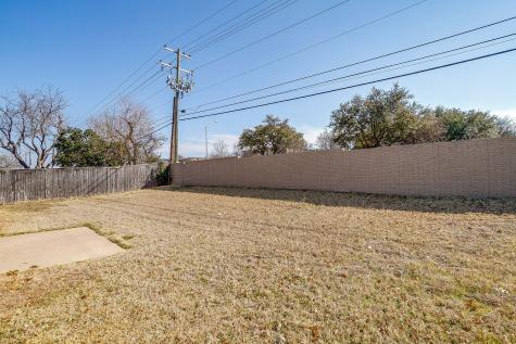 1007 Elk Grove Drive Richardson TX 75081