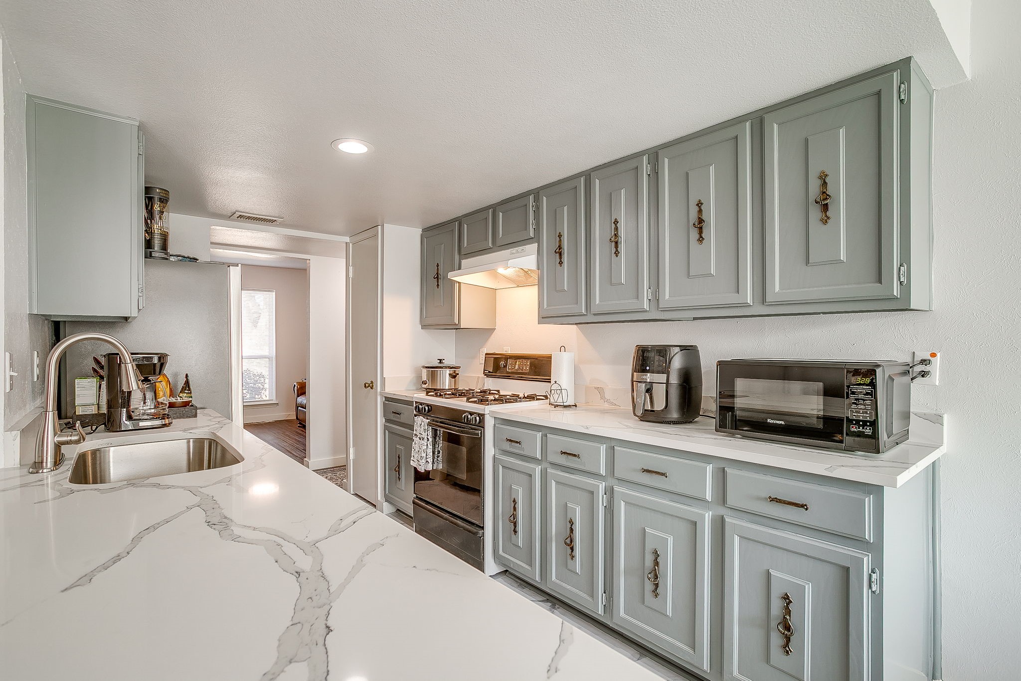 1007 Elk Grove Drive Richardson TX 75081