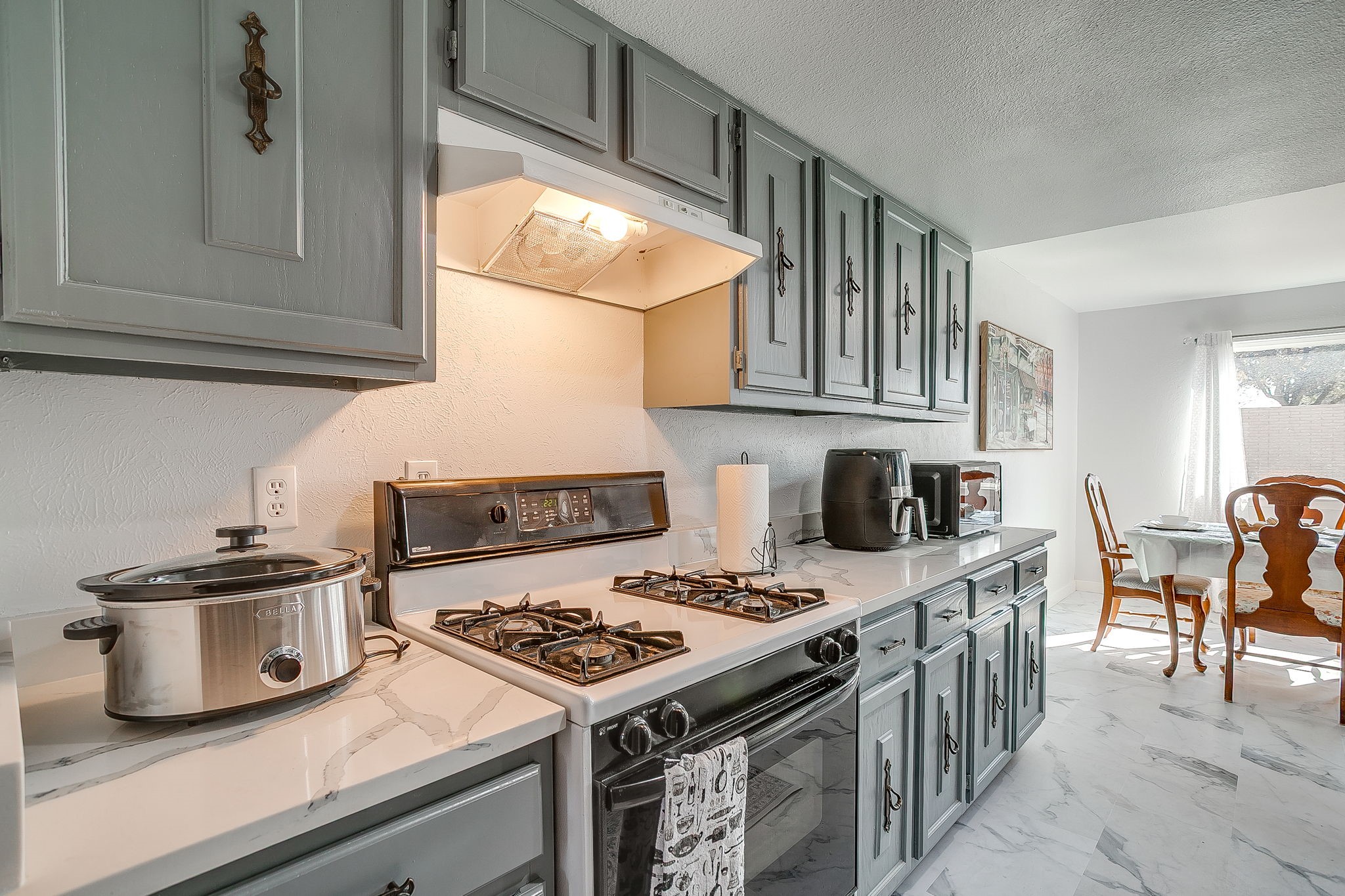 1007 Elk Grove Drive Richardson TX 75081
