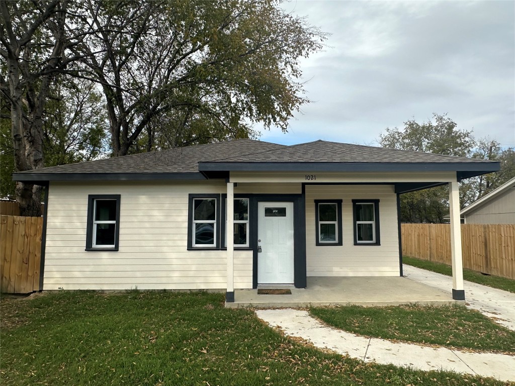 1021 E Lowden Street Fort Worth TX 76104
