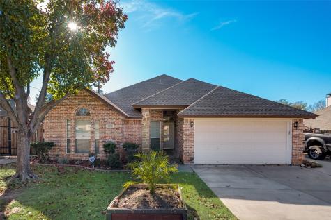 6404 Harmonson Road North Richland Hills TX 76180