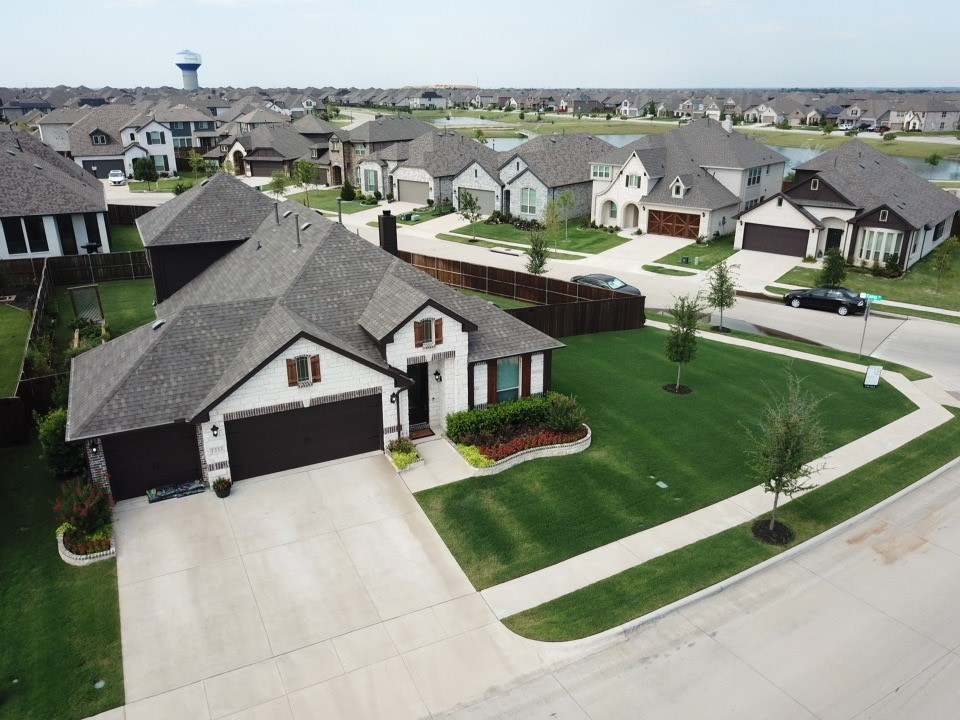 1333 Mission Street Aubrey TX 76227