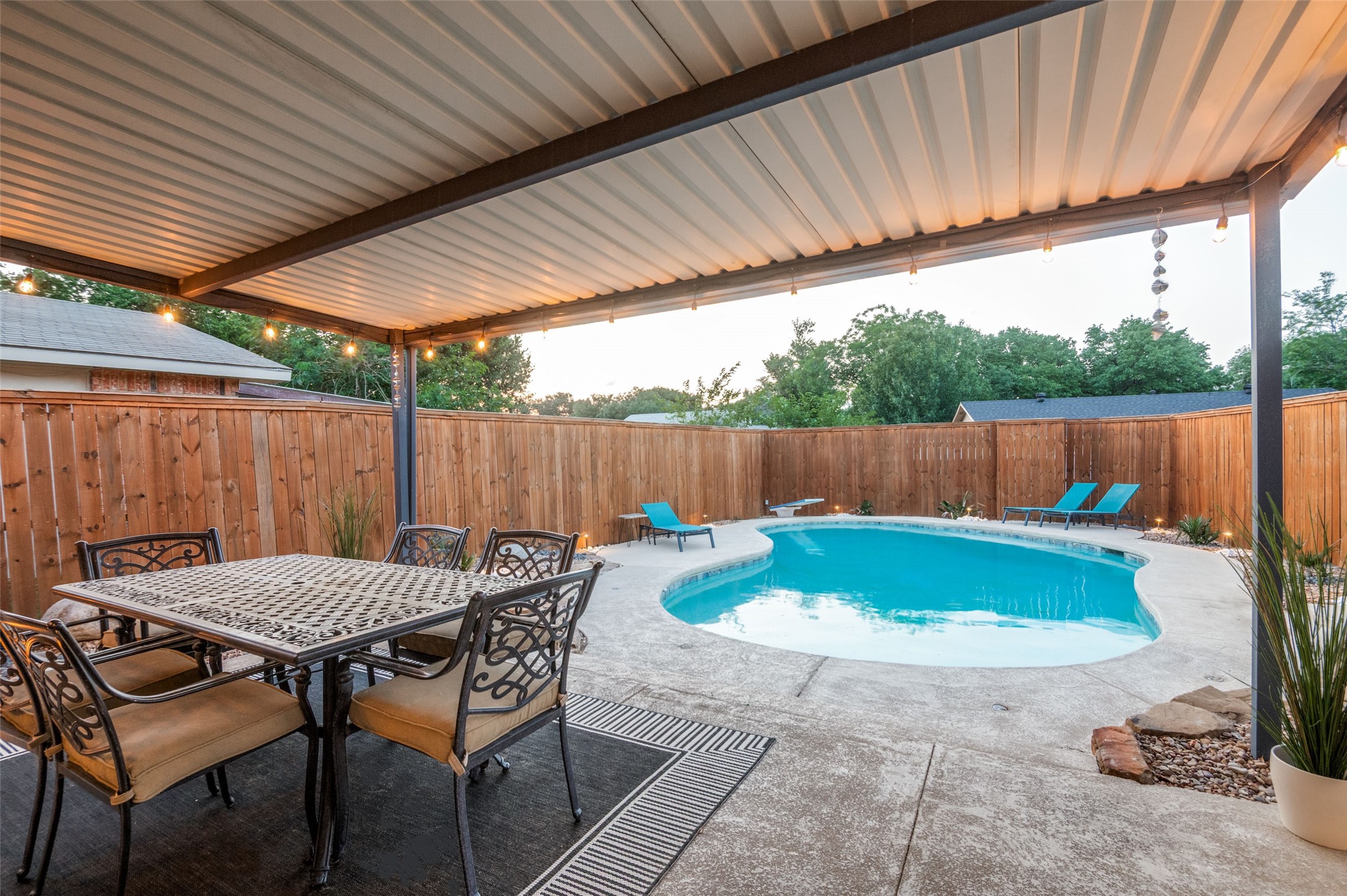 3129 Windsor Road Carrollton TX 75007