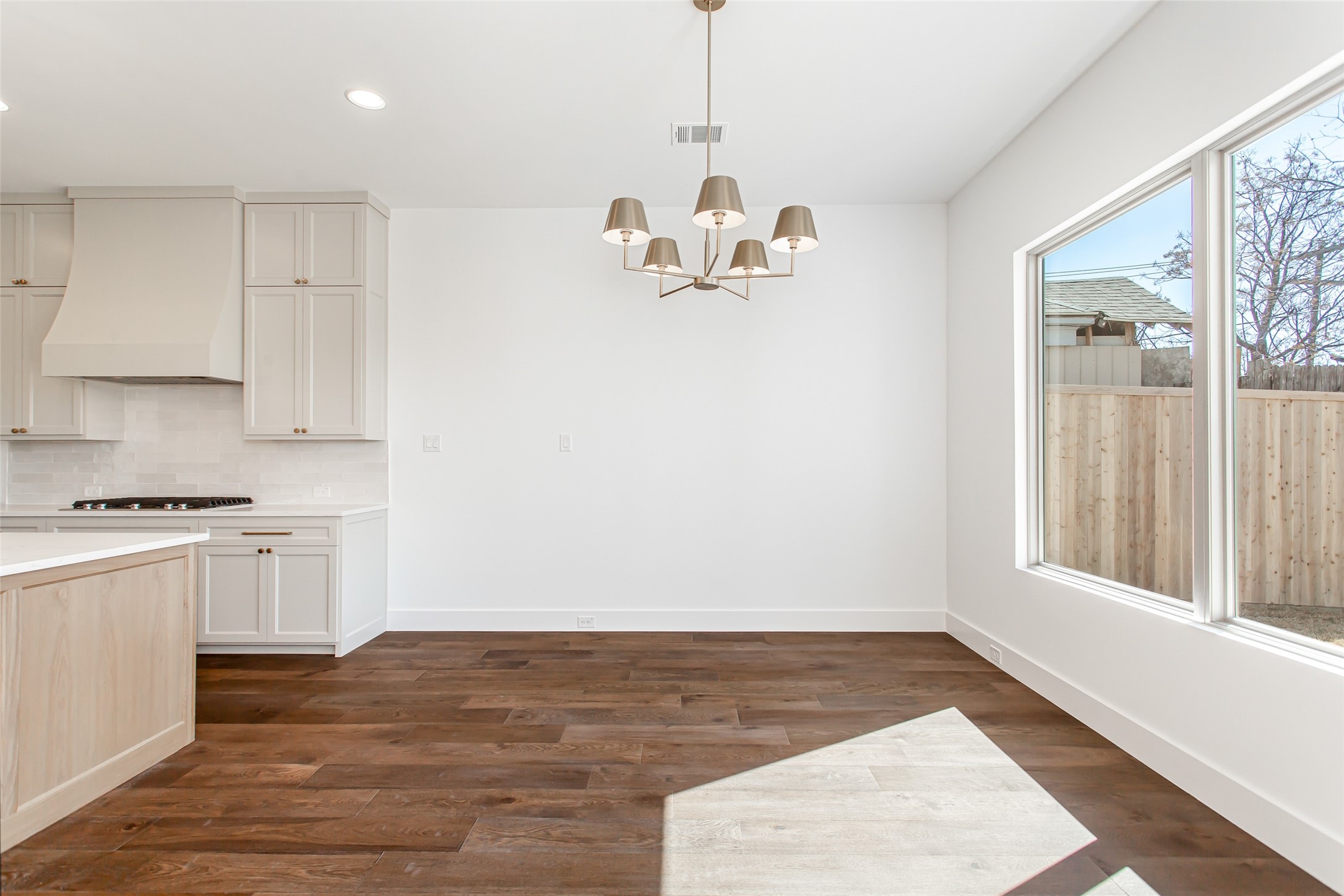 1107 Mount Auburn Avenue Dallas TX 75223