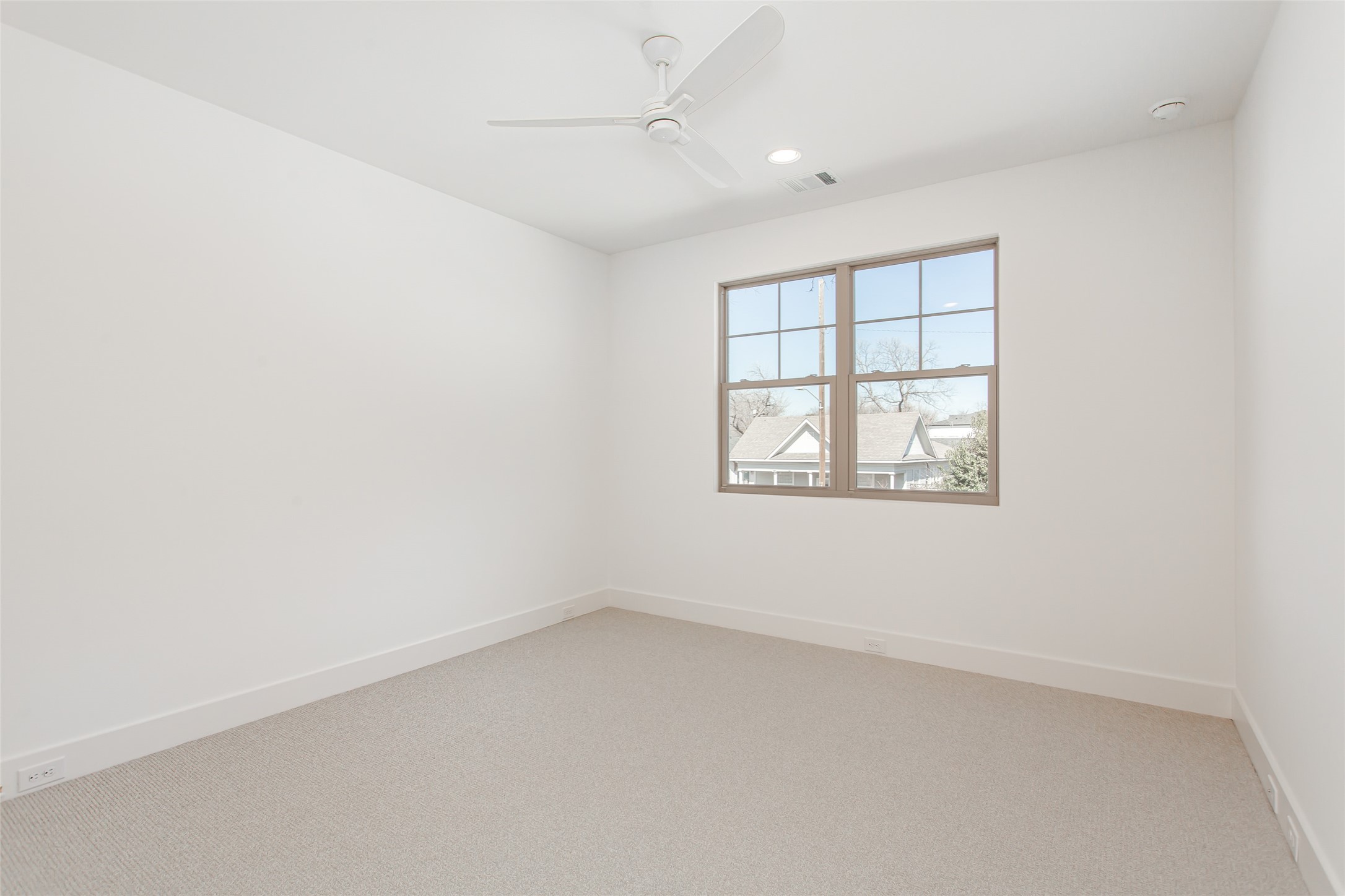 1107 Mount Auburn Avenue Dallas TX 75223