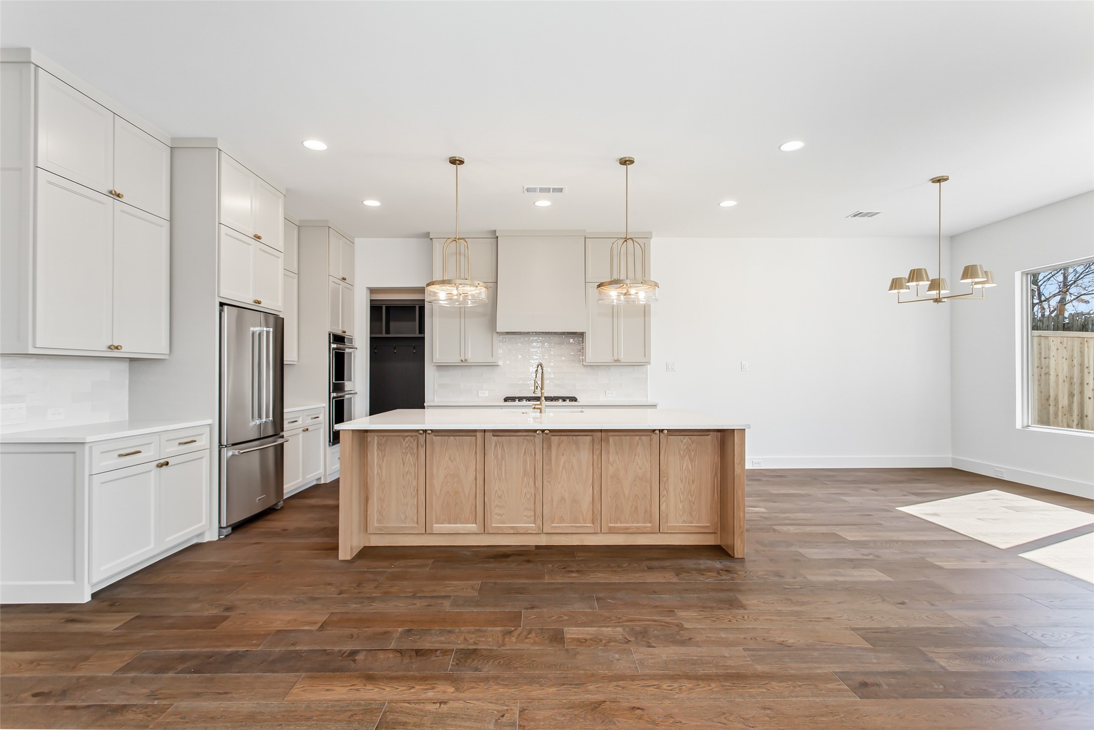 1107 Mount Auburn Avenue Dallas TX 75223