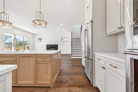 1107 Mount Auburn Avenue Dallas TX 75223