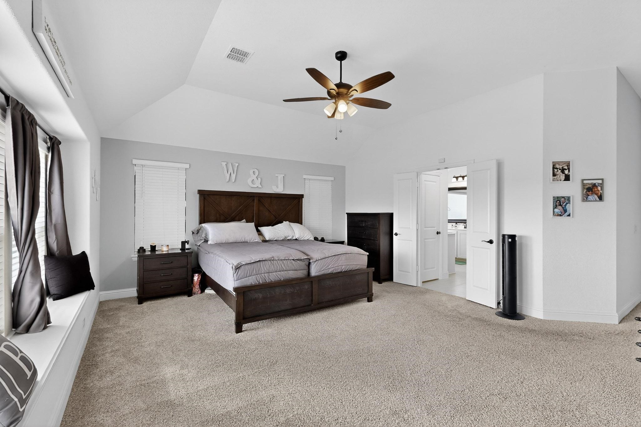 205 Lakewood Lane Ponder TX 76259