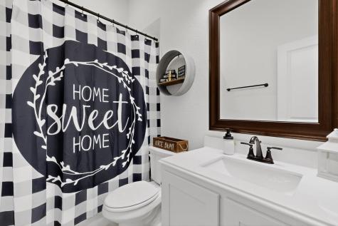 205 Lakewood Lane Ponder TX 76259