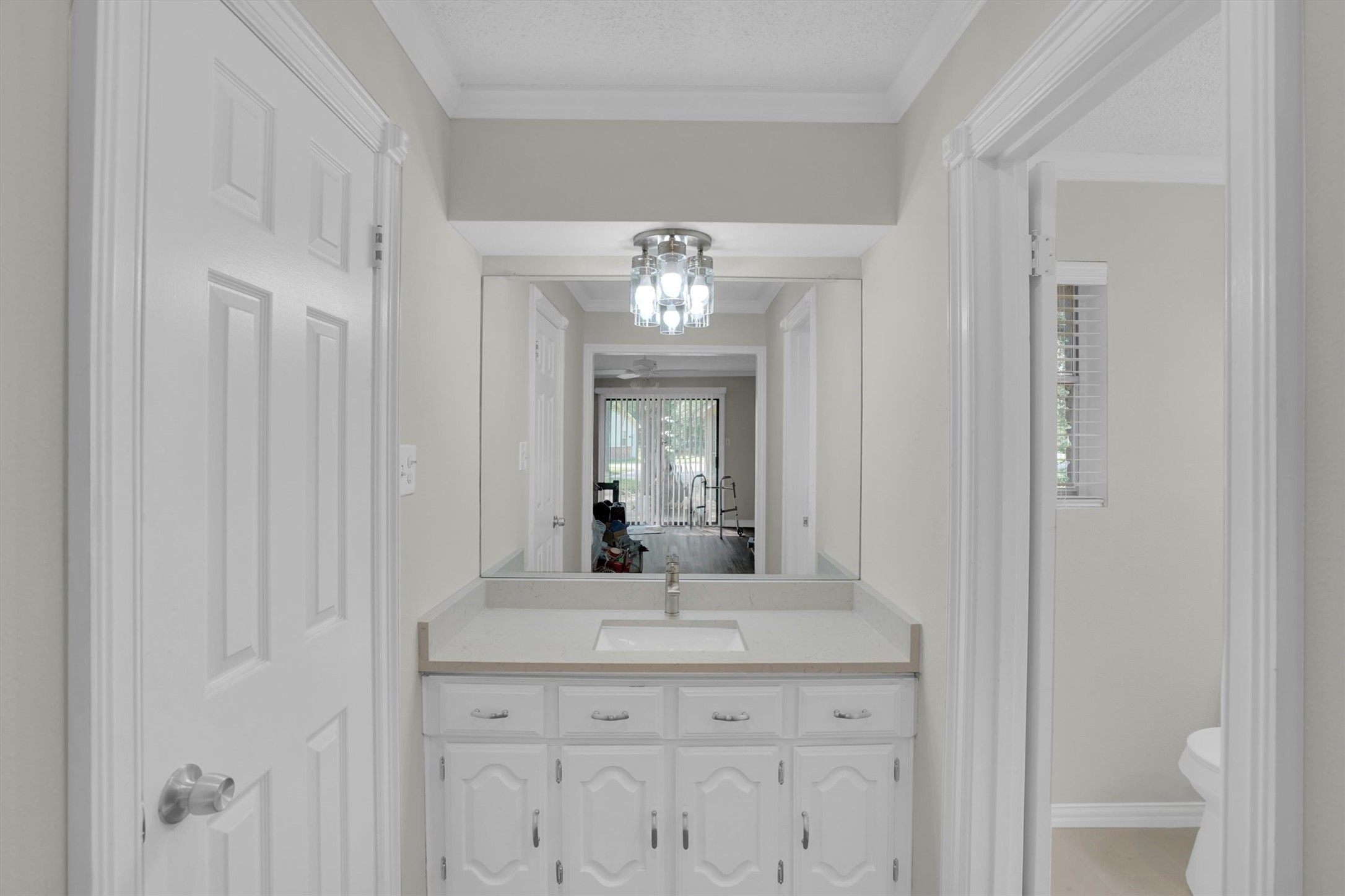 638 Arawe Circle E Irving TX 75060
