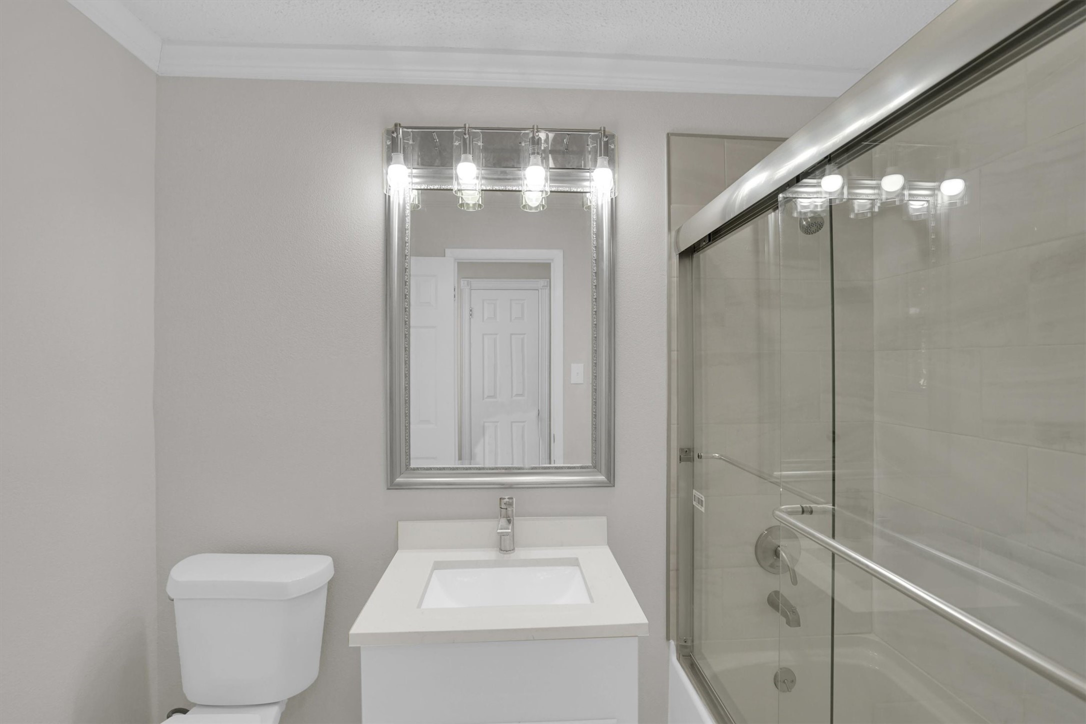 638 Arawe Circle E Irving TX 75060
