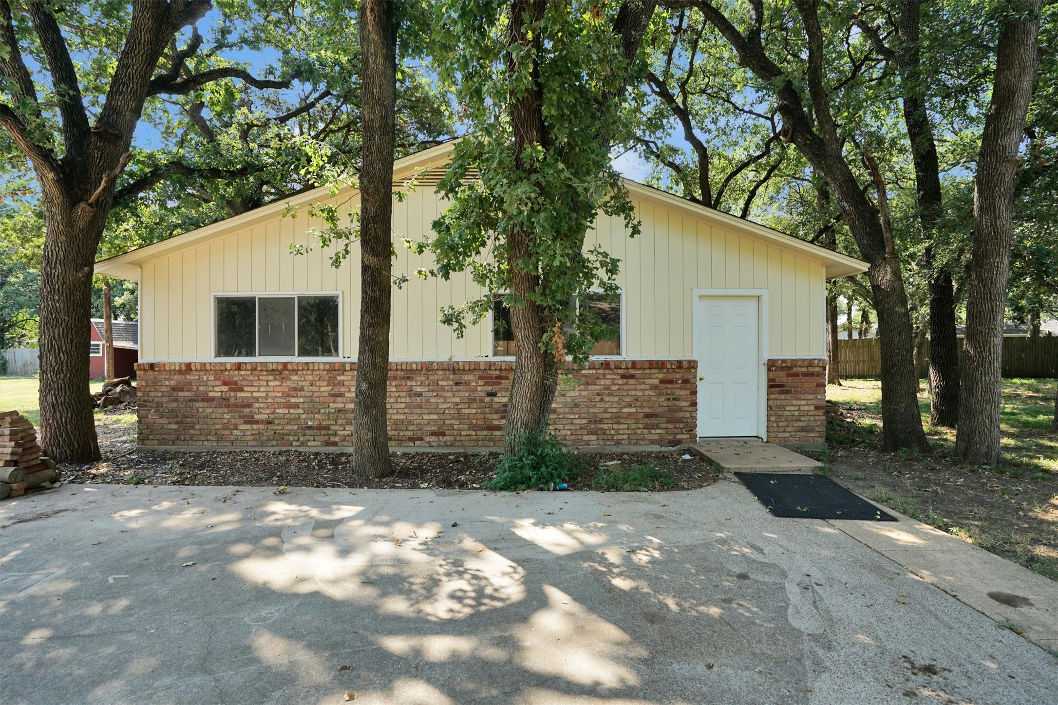 638 Arawe Circle E Irving TX 75060