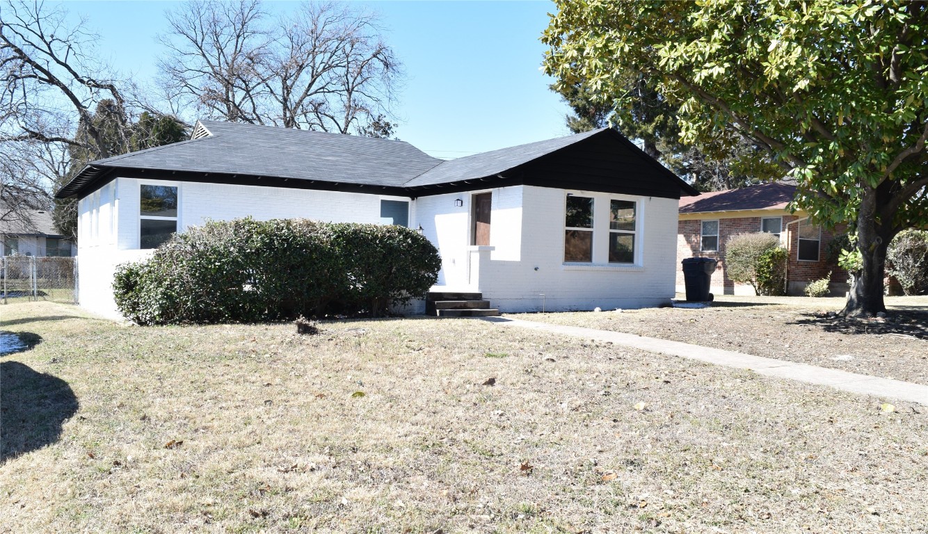 2811 Belknap Avenue Dallas TX 75216