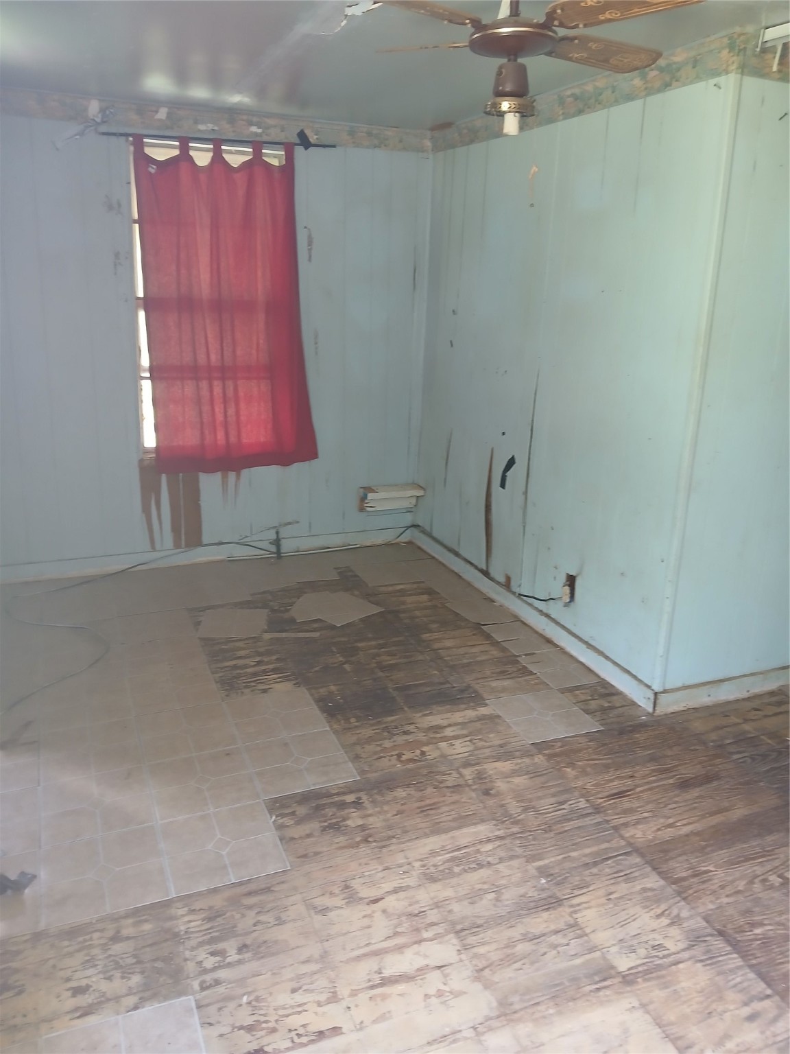 710 E Mesquite Street Coleman TX 76834