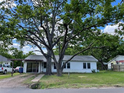 608 W Gilmer Street Ennis TX 75119