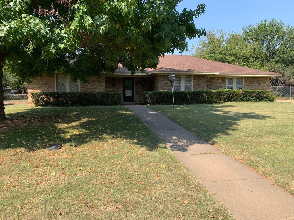 1415 Crescent Drive Graham TX 76450