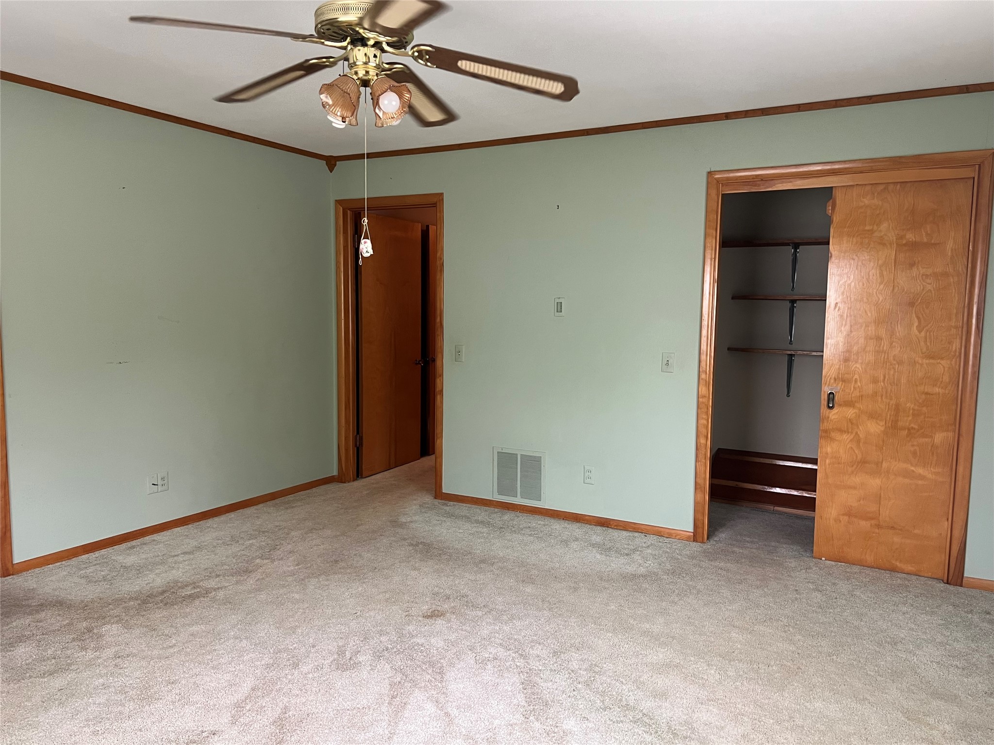 211 S Crockett Henrietta TX 76365