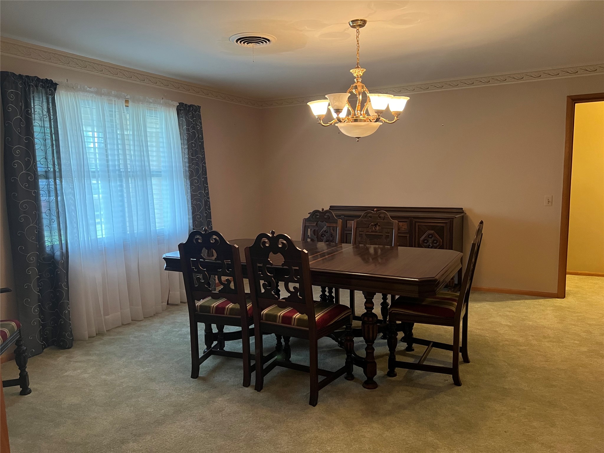 211 S Crockett Henrietta TX 76365