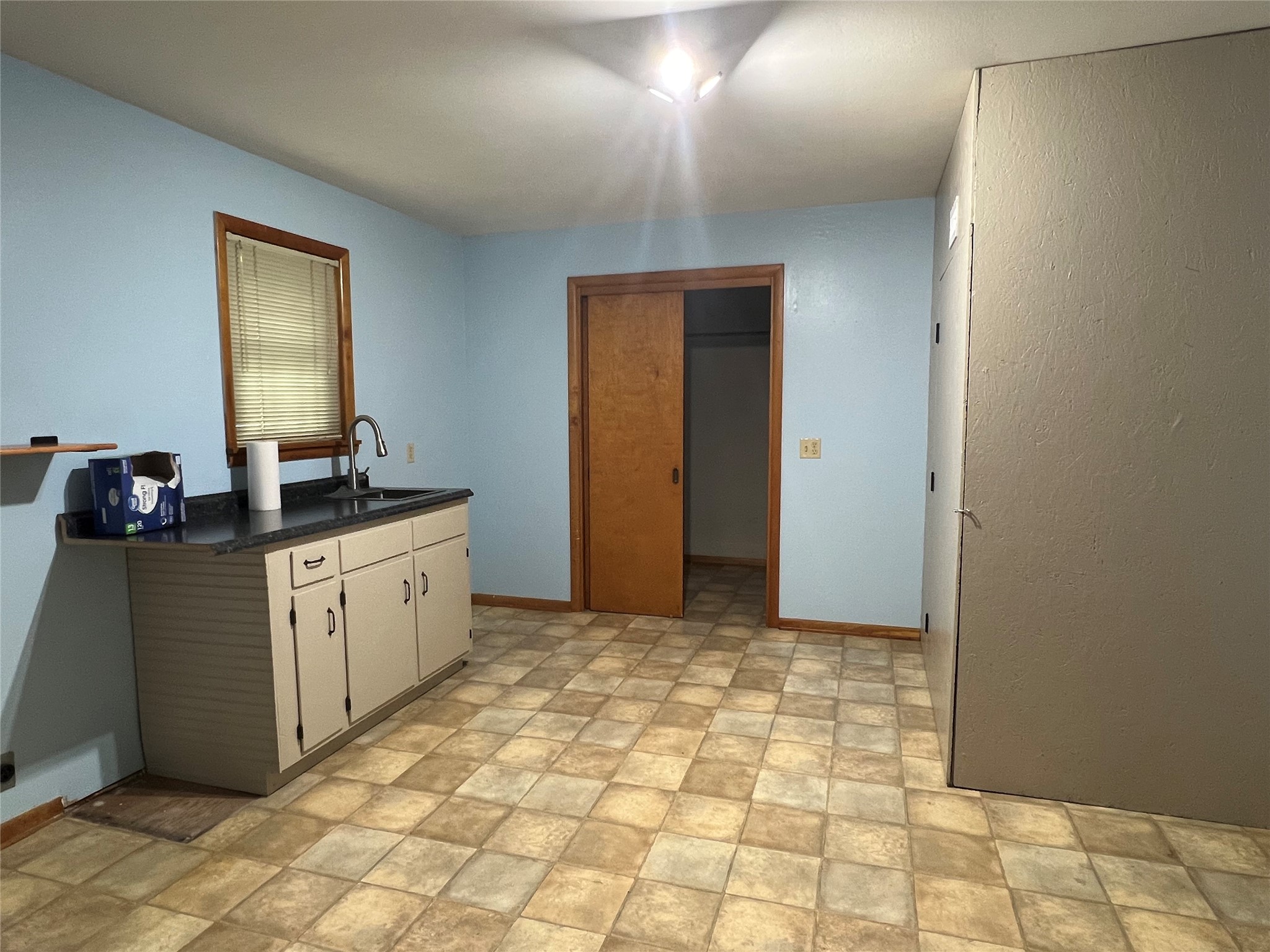 211 S Crockett Henrietta TX 76365