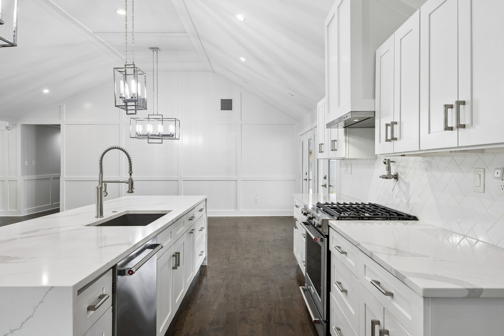 13726 Peyton Drive Dallas TX 75240