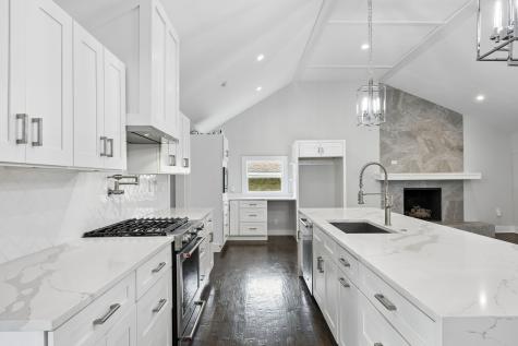 13726 Peyton Drive Dallas TX 75240