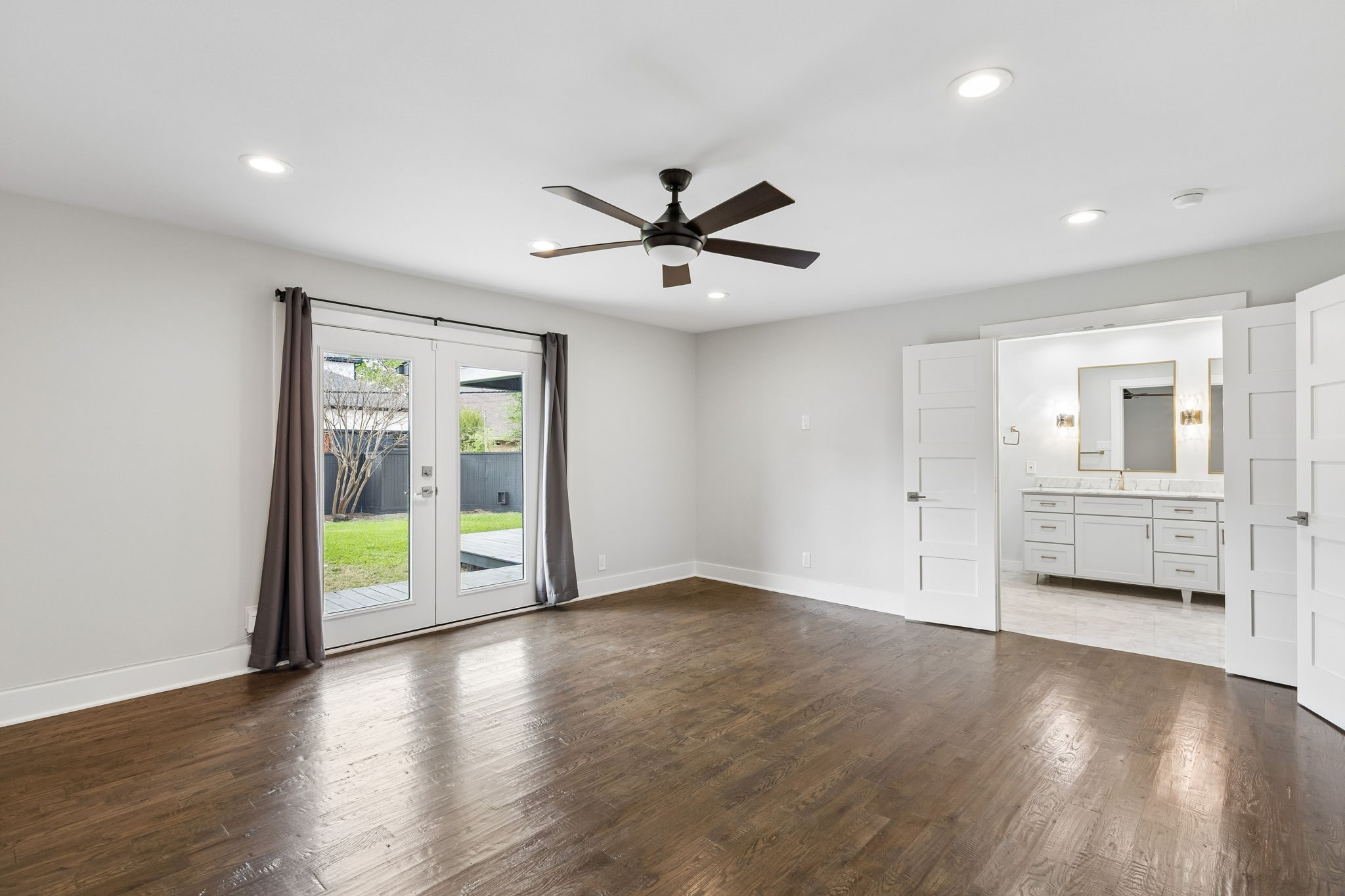13726 Peyton Drive Dallas TX 75240
