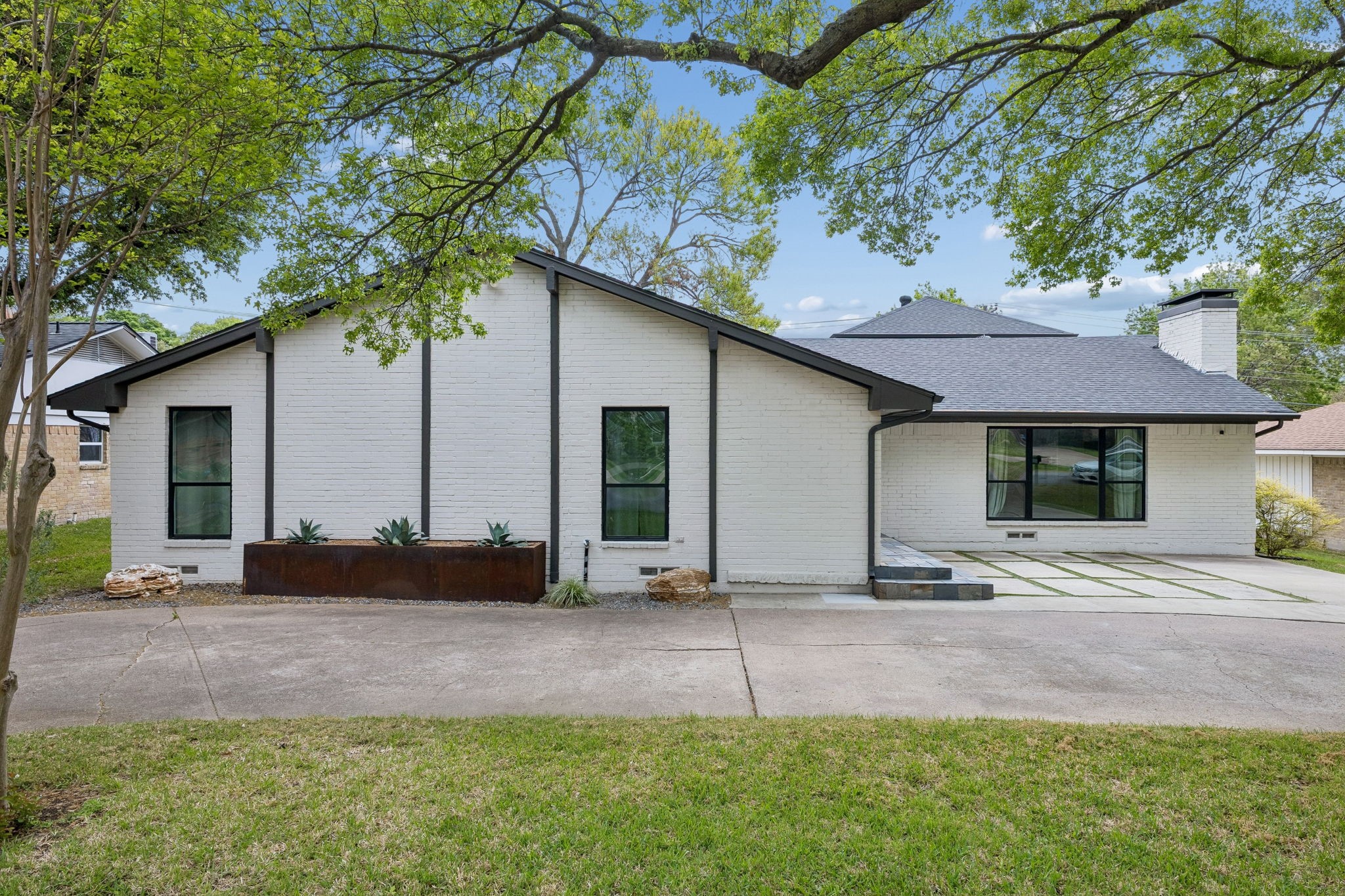 13726 Peyton Drive Dallas TX 75240