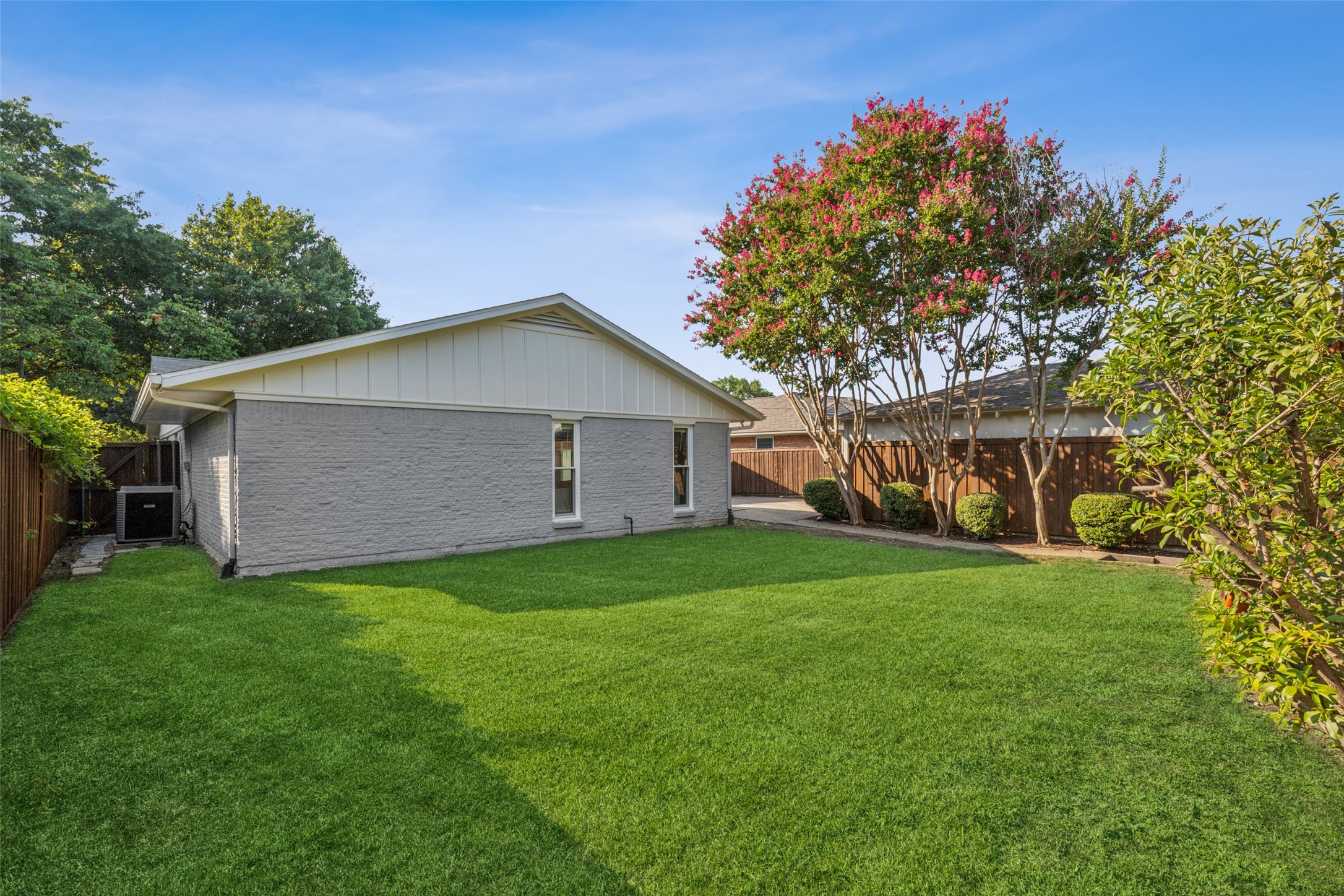 6936 Town North Drive Dallas TX 75231