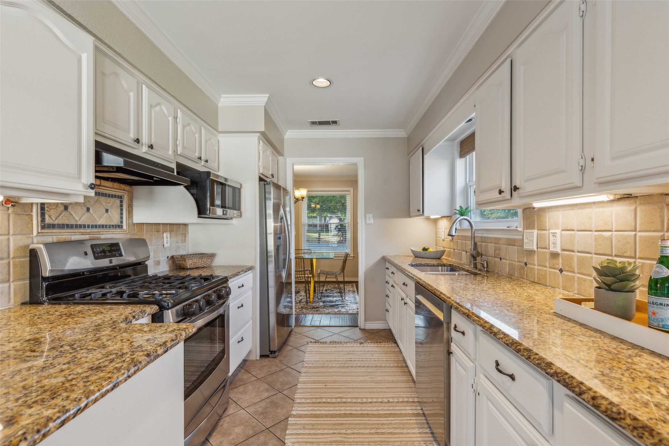6936 Town North Drive Dallas TX 75231