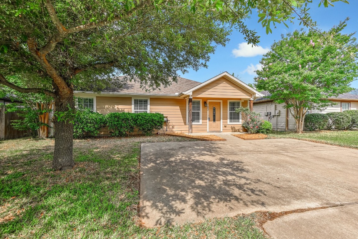 1602 S Montgomery Street Sherman TX 75090