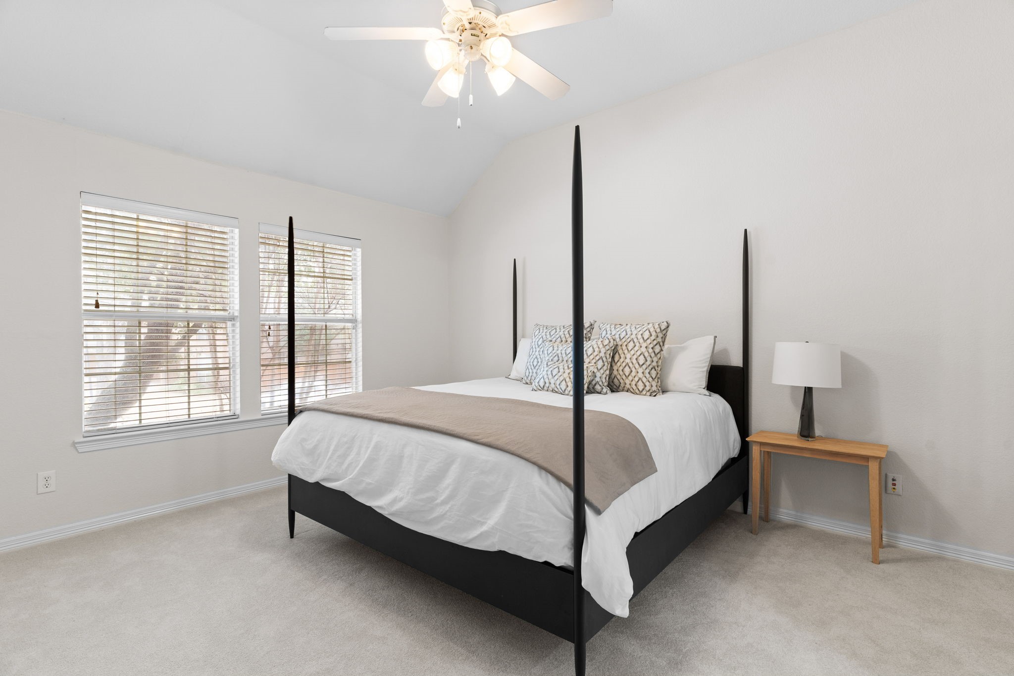 2136 Ash Grove Way Dallas TX 75228