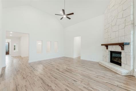 2504 Lakeway Lane Mansfield TX 76084