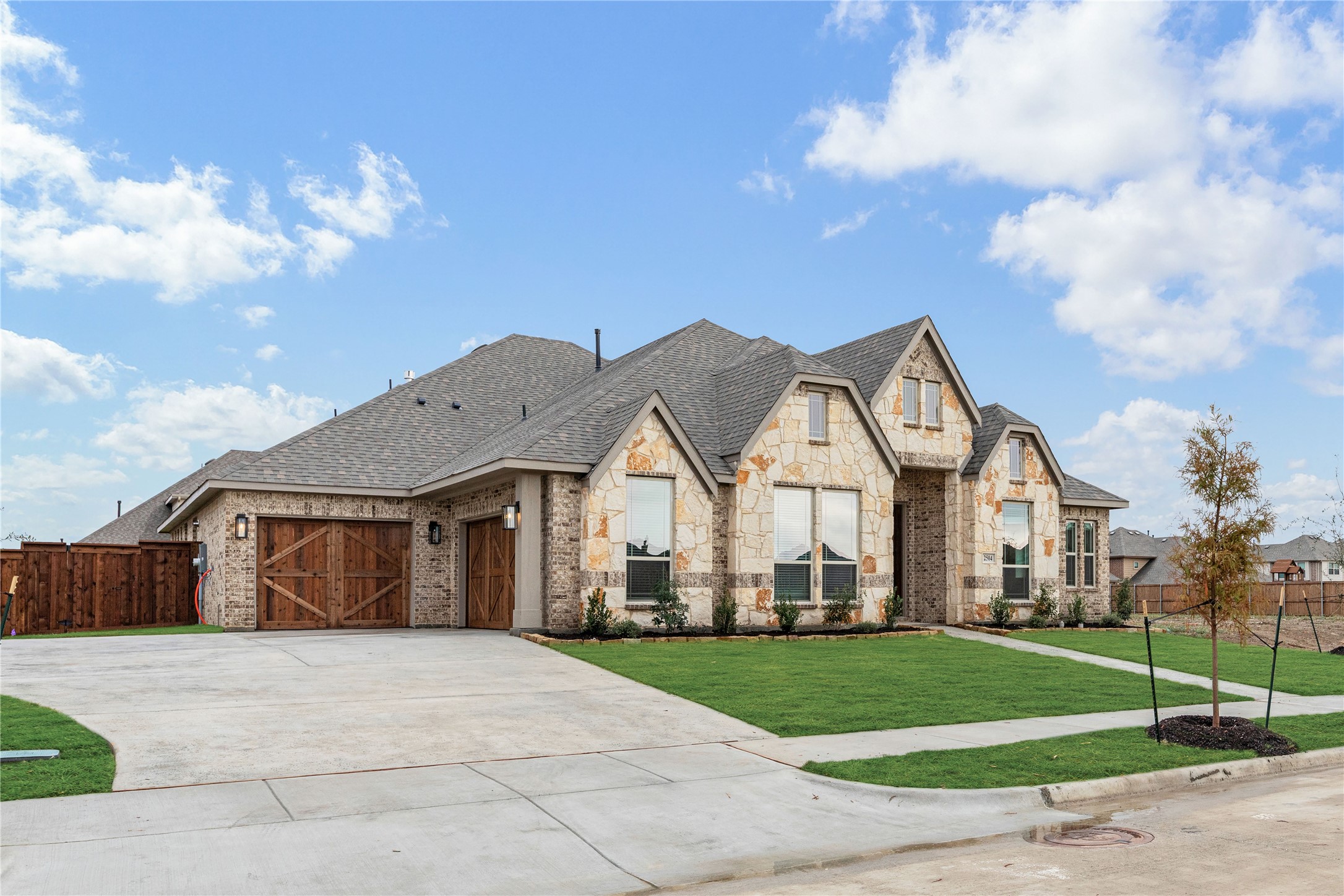 2504 Lakeway Lane Mansfield TX 76084