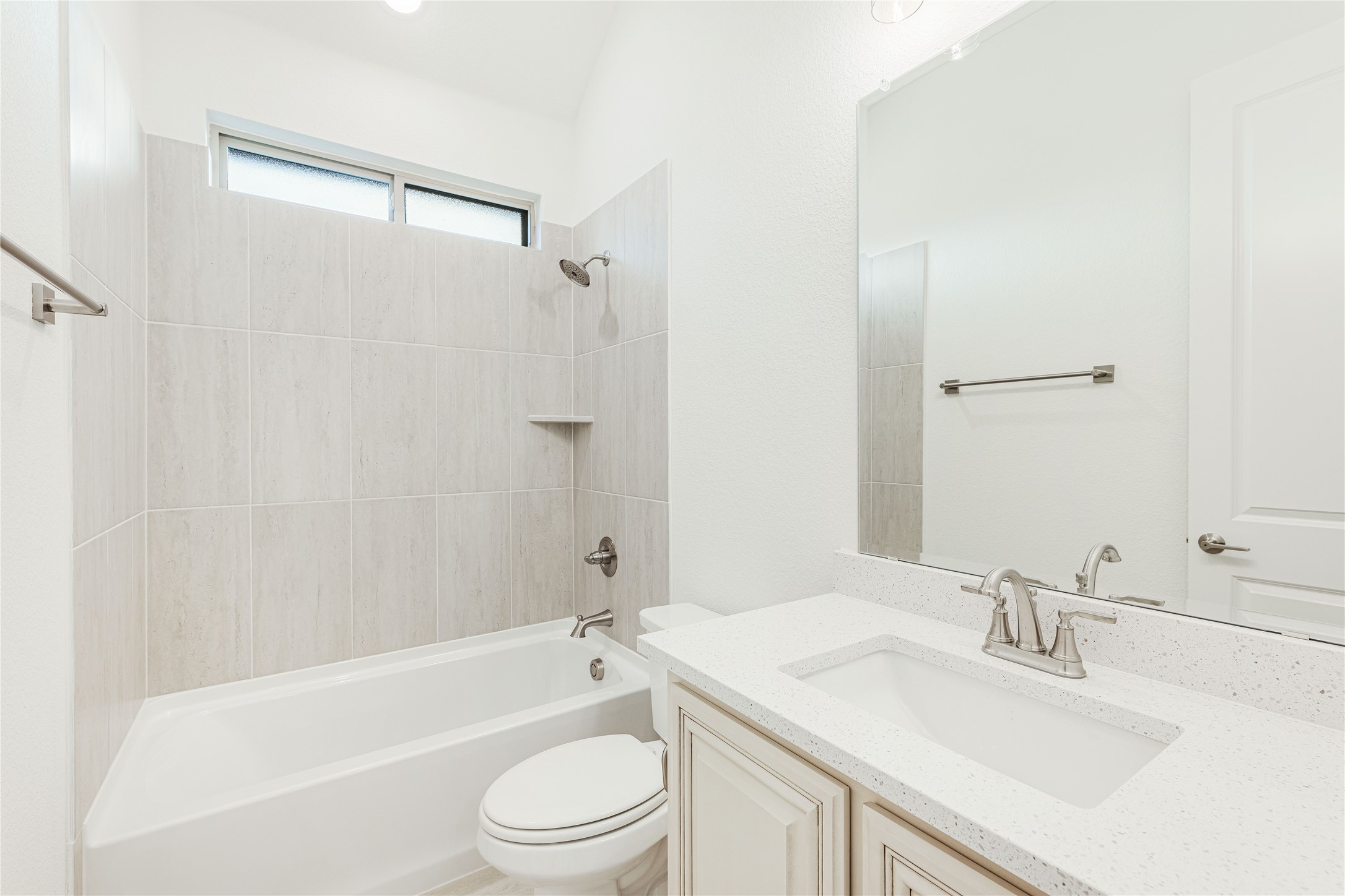 2504 Lakeway Lane Mansfield TX 76084
