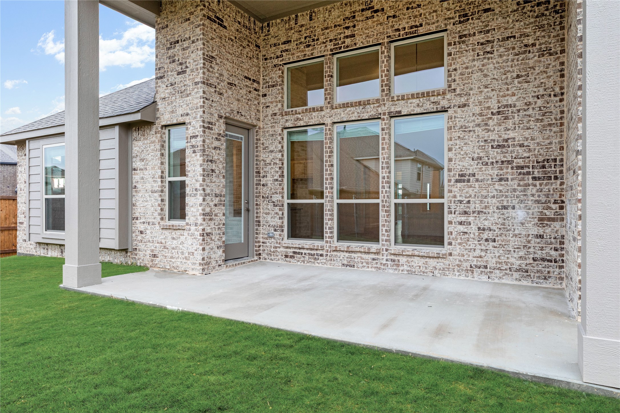 2504 Lakeway Lane Mansfield TX 76084