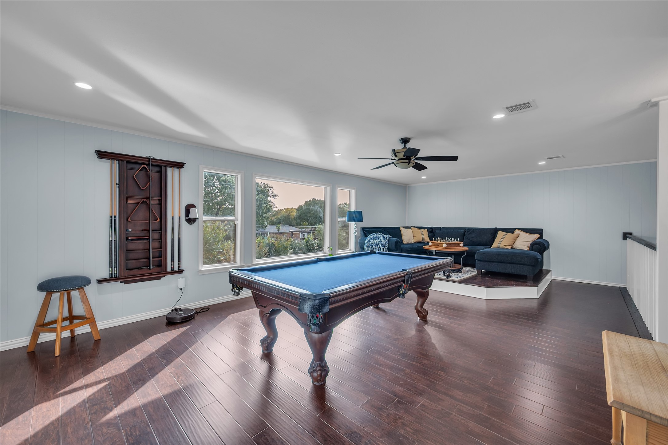 1800 Hampton Drive Bedford TX 76021