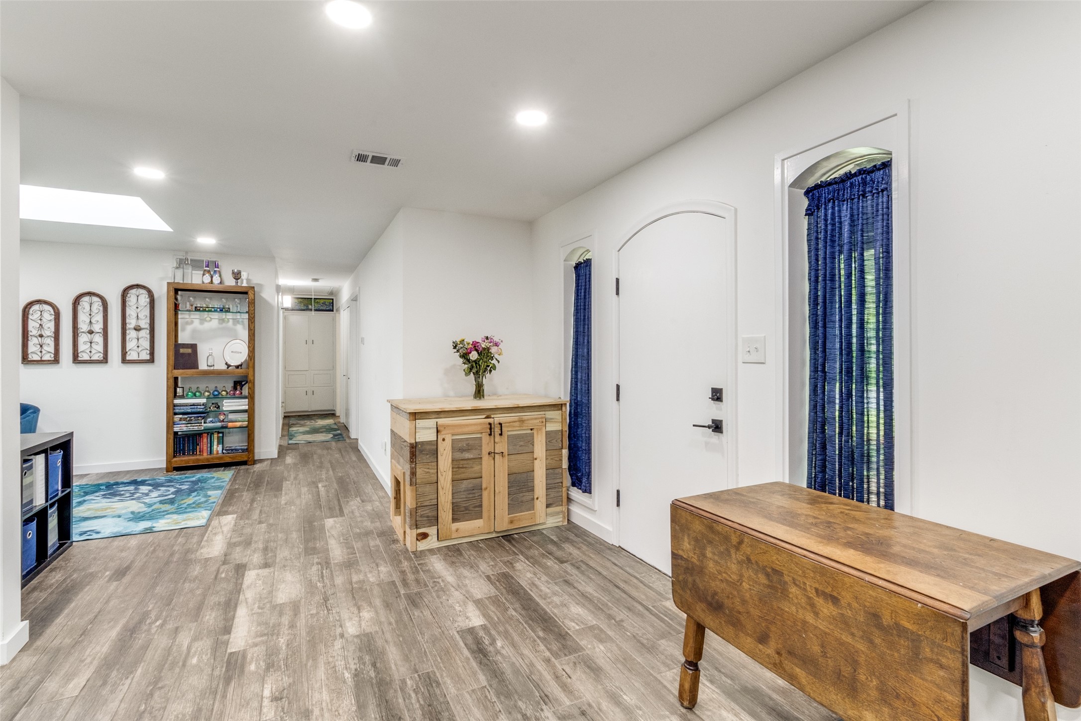 9038 Flicker Lane Dallas TX 75238