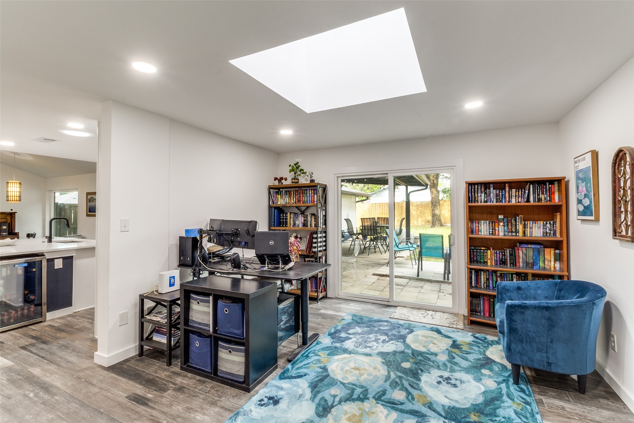 9038 Flicker Lane Dallas TX 75238