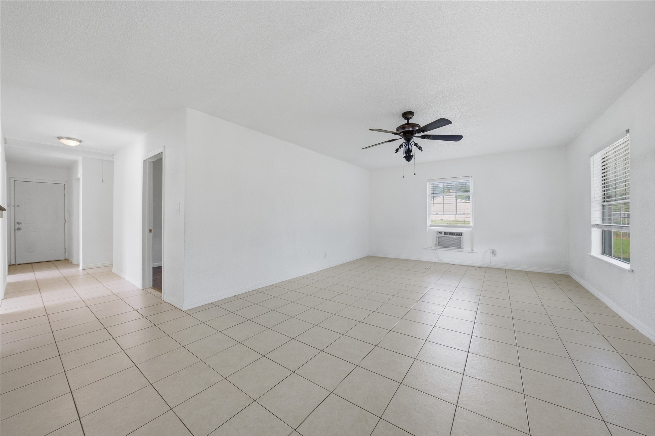 28008 W Oak Ridge Road Kemp TX 75143
