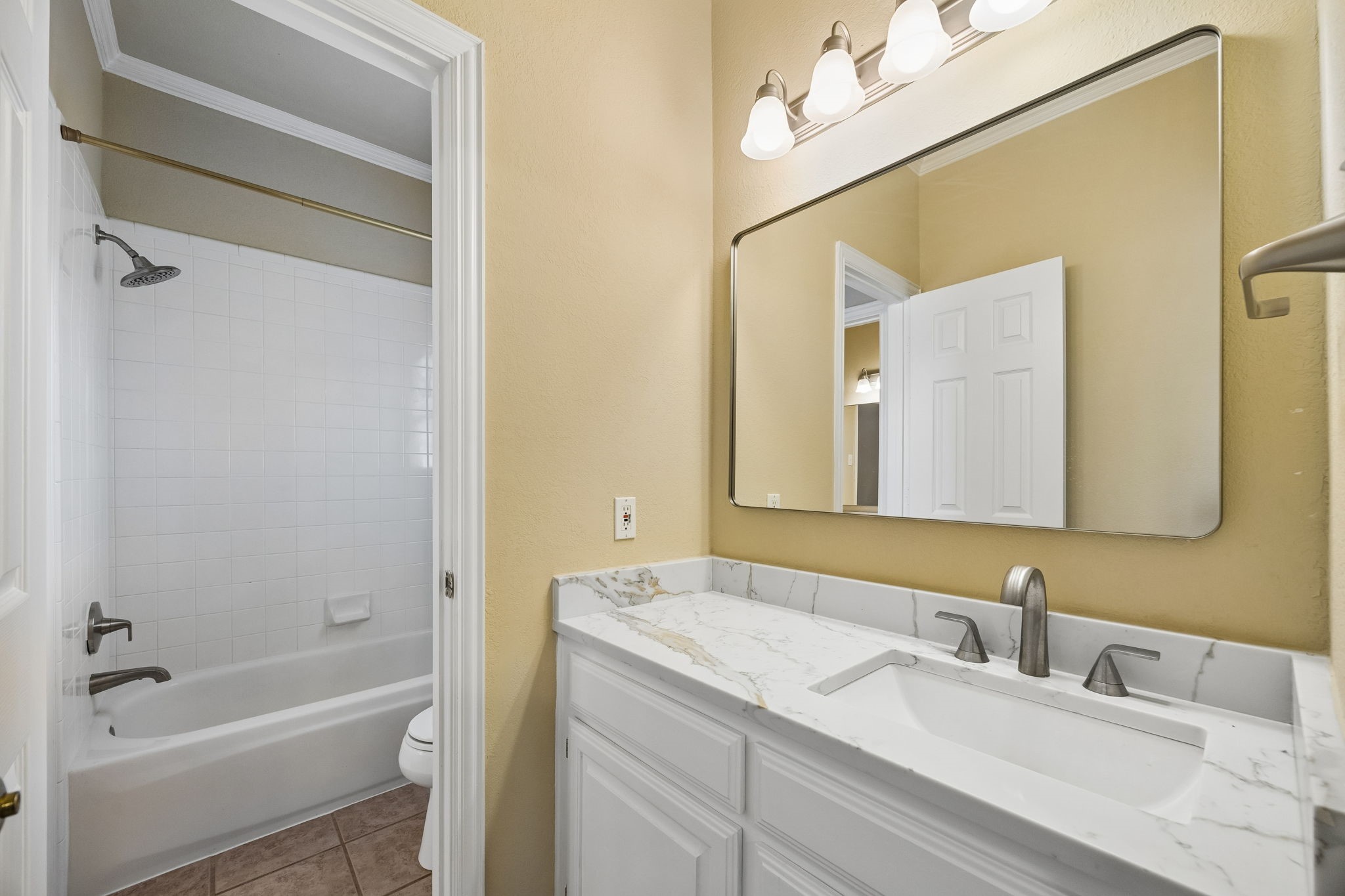 6825 Oak Park Lane Plano TX 75023