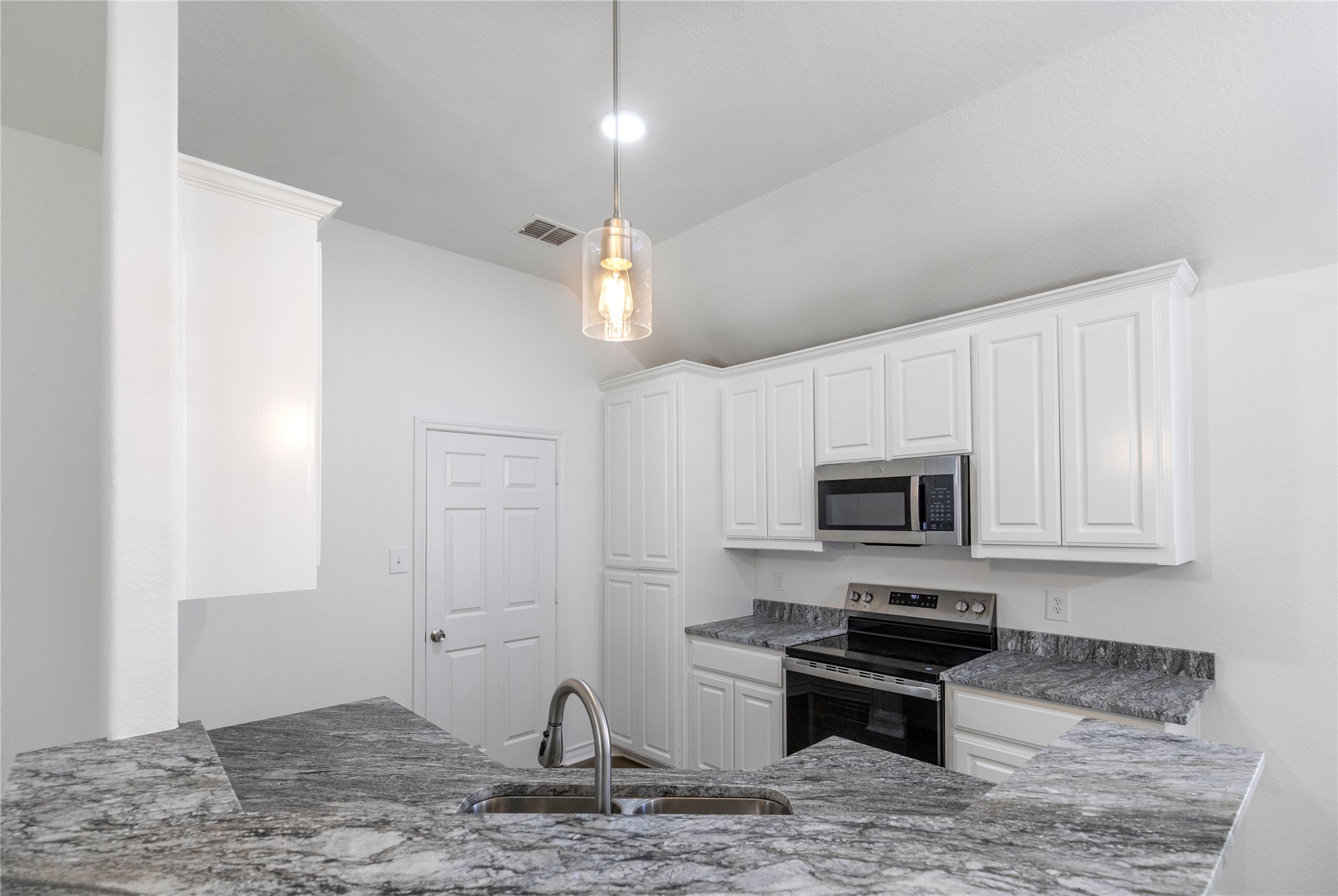 509 Mansfield Cardinal Road Kennedale TX 76060