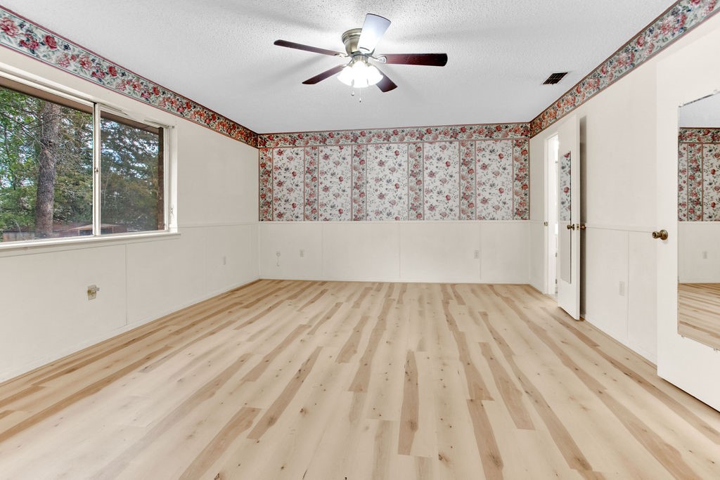 307 Easy Drive Hideaway TX 75771
