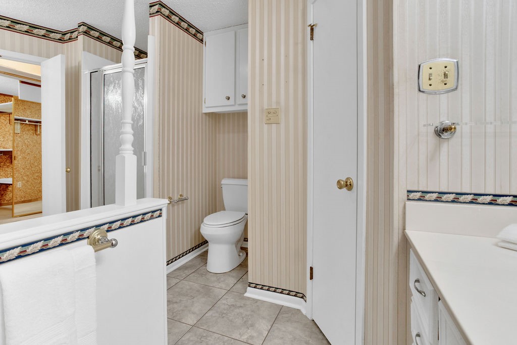 307 Easy Drive Hideaway TX 75771