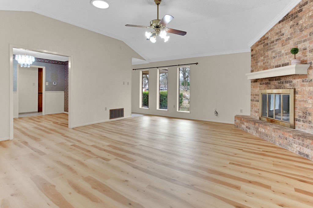 307 Easy Drive Hideaway TX 75771