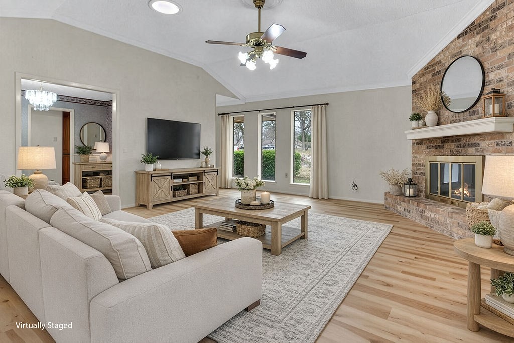 307 Easy Drive Hideaway TX 75771