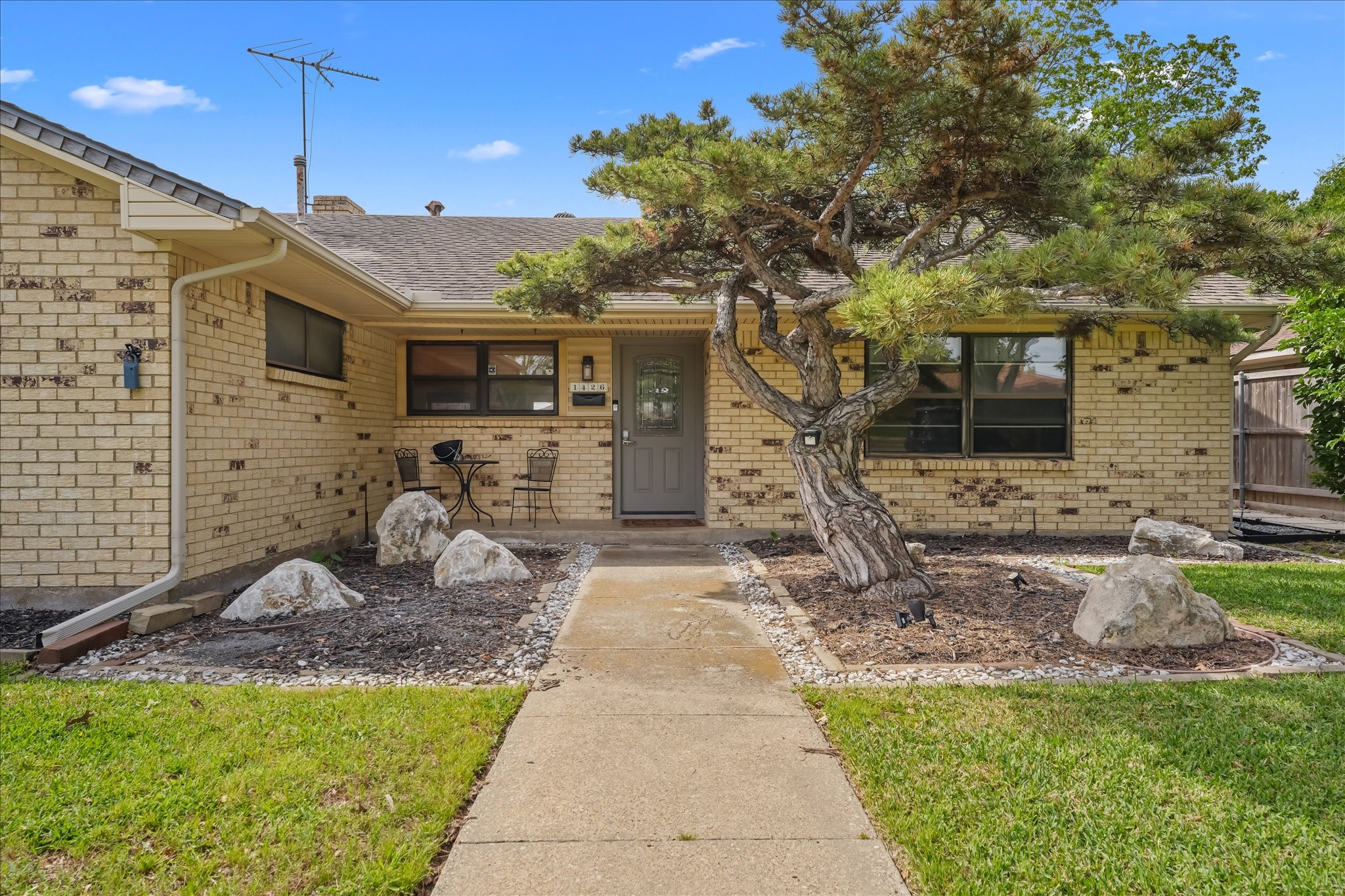 1426 Lexington Drive Garland TX 75041