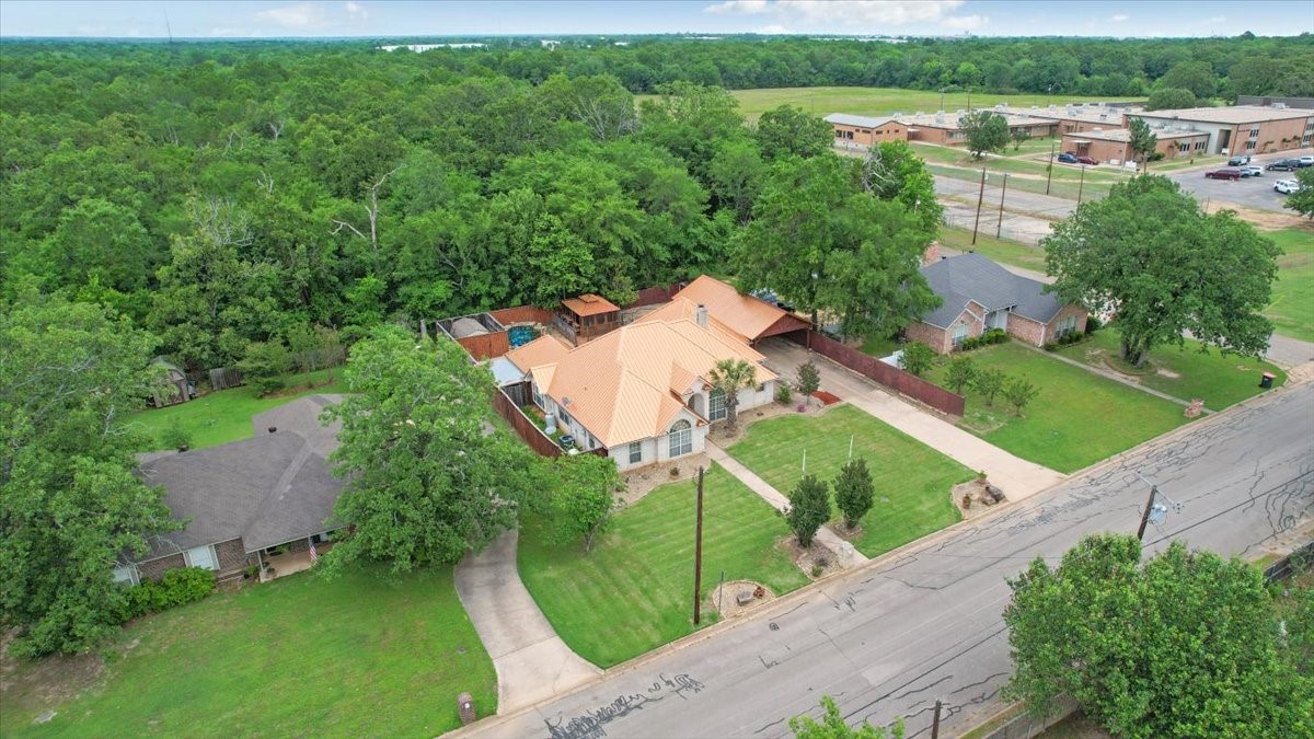 3420 Graham Street Paris TX 75460