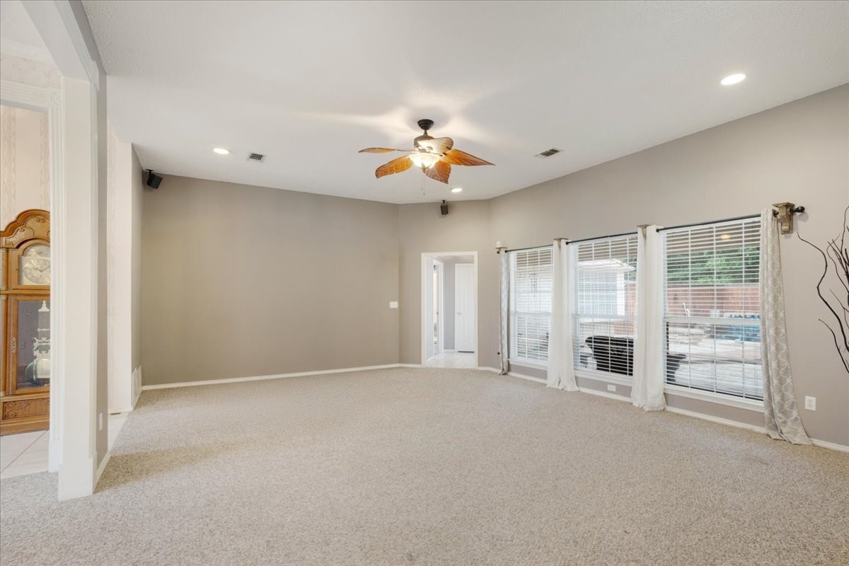 3420 Graham Street Paris TX 75460